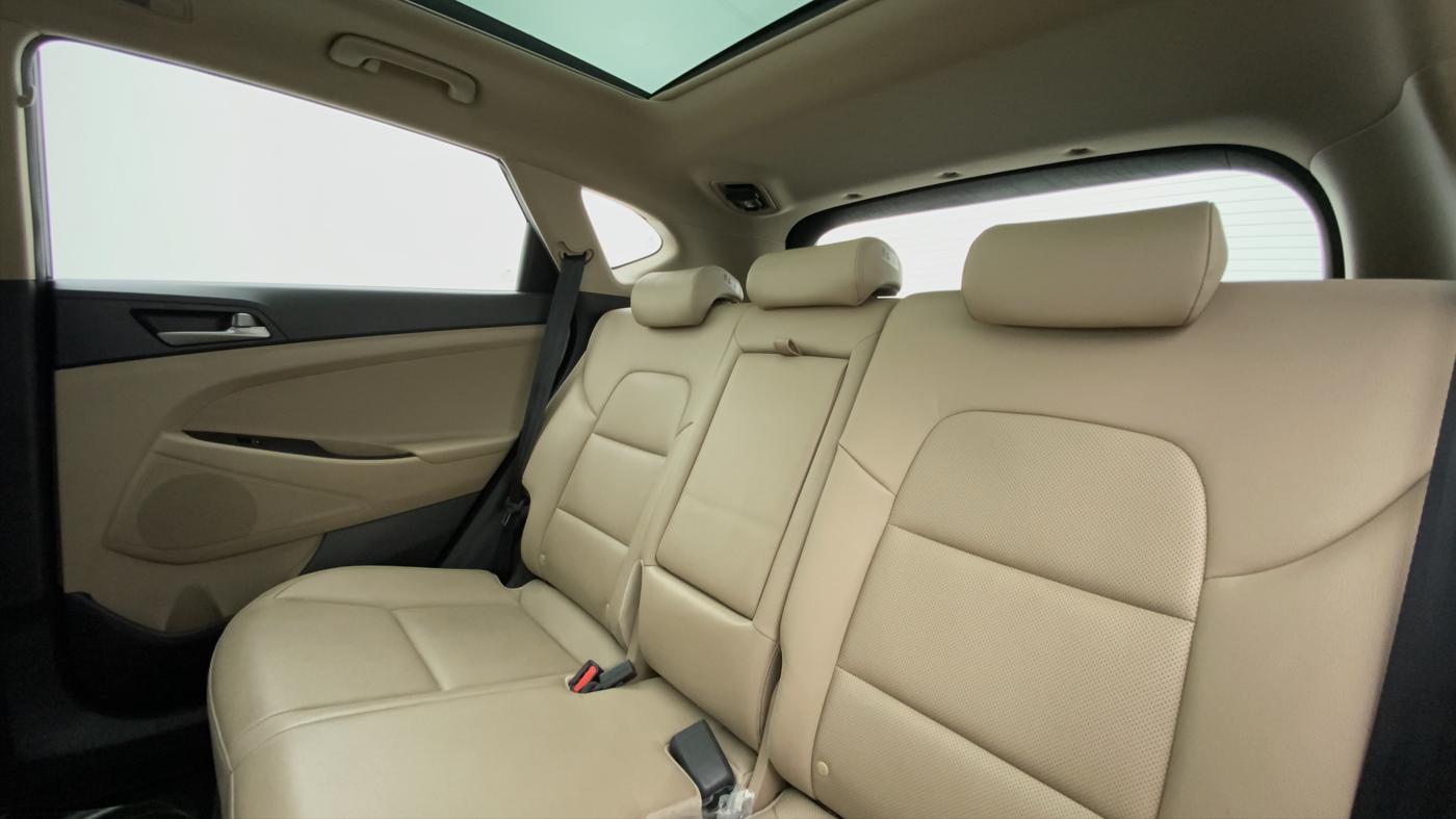 2019 Hyundai Tucson 2WD AT GLS PETROL, Petrol, Automatic, 39,264 km, Right Side Rear Door Cabin