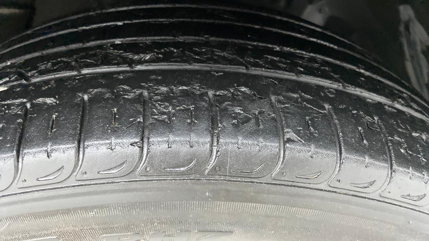 2019 Hyundai Tucson 2WD AT GLS PETROL, Petrol, Automatic, 39,264 km, Right Front Tyre Tread