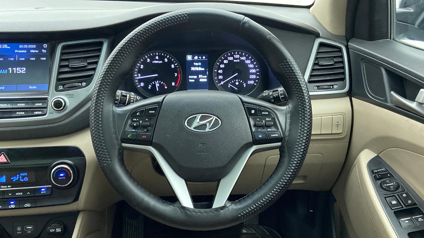 2019 Hyundai Tucson 2WD AT GLS PETROL, Petrol, Automatic, 39,264 km, Steering Wheel Close Up