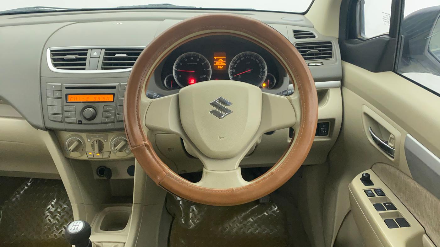 2014 Maruti Ertiga VXI ABS, CNG, Manual, 1,03,994 km, Steering Wheel Close-up