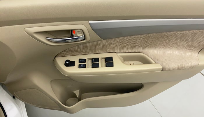 2014 Maruti Ertiga VXI ABS, CNG, Manual, 1,03,994 km, Driver Side Door Panels Controls