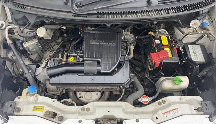 2014 Maruti Ertiga VXI ABS, CNG, Manual, 1,03,994 km, Engine Bonet View