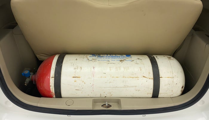 2014 Maruti Ertiga VXI ABS, CNG, Manual, 1,03,994 km, Boot Inside View