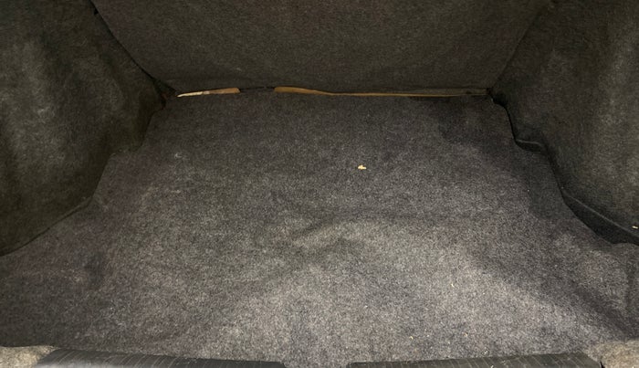 2015 Honda Amaze 1.2L I-VTEC SX, Petrol, Manual, 65,572 km, Boot Inside