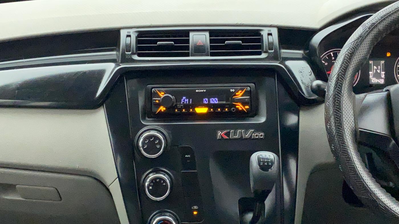 2016 Mahindra Kuv100 K4 D 6 STR, Diesel, Manual, 1,09,428 km, Air Conditioner