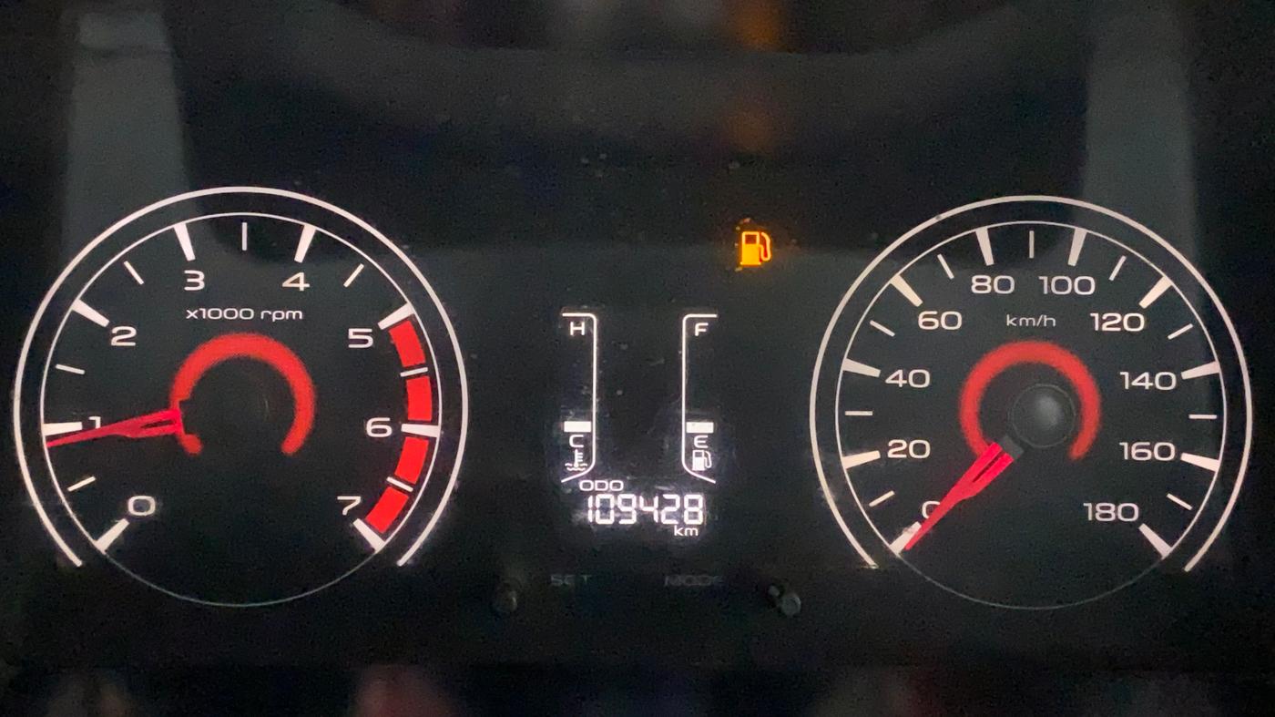 2016 Mahindra Kuv100 K4 D 6 STR, Diesel, Manual, 1,09,428 km, Odometer Image