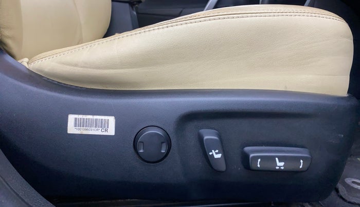 2019 Toyota Corolla Altis VL CVT PETROL, Petrol, Automatic, 25,514 km, Driver Side Adjustment Panel