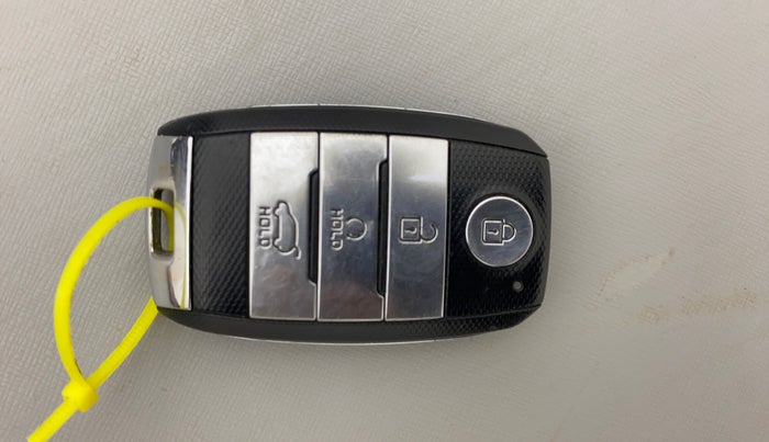 2022 KIA SELTOS HTX 1.5 PETROL, Petrol, Manual, 47,062 km, Key Close Up