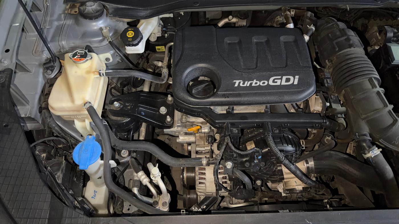 2021 Hyundai VENUE SX 1.0 (O) TURBO IMT DUAL TONE, Petrol, Manual, 53,814 km, Engine View - Right