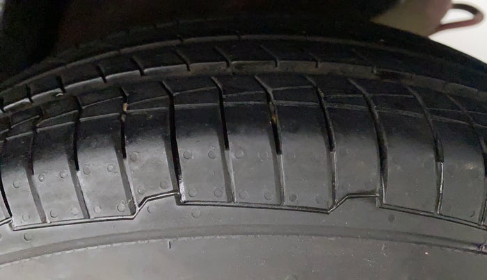 2012 Hyundai i10 ERA 1.1 IRDE, Petrol, Manual, 58,645 km, Left Rear Tyre Tread