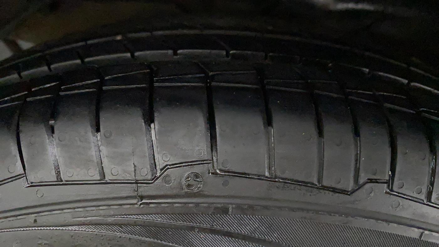 2012 Hyundai i10 ERA 1.1 IRDE, Petrol, Manual, 58,645 km, Left Front Tyre Tread