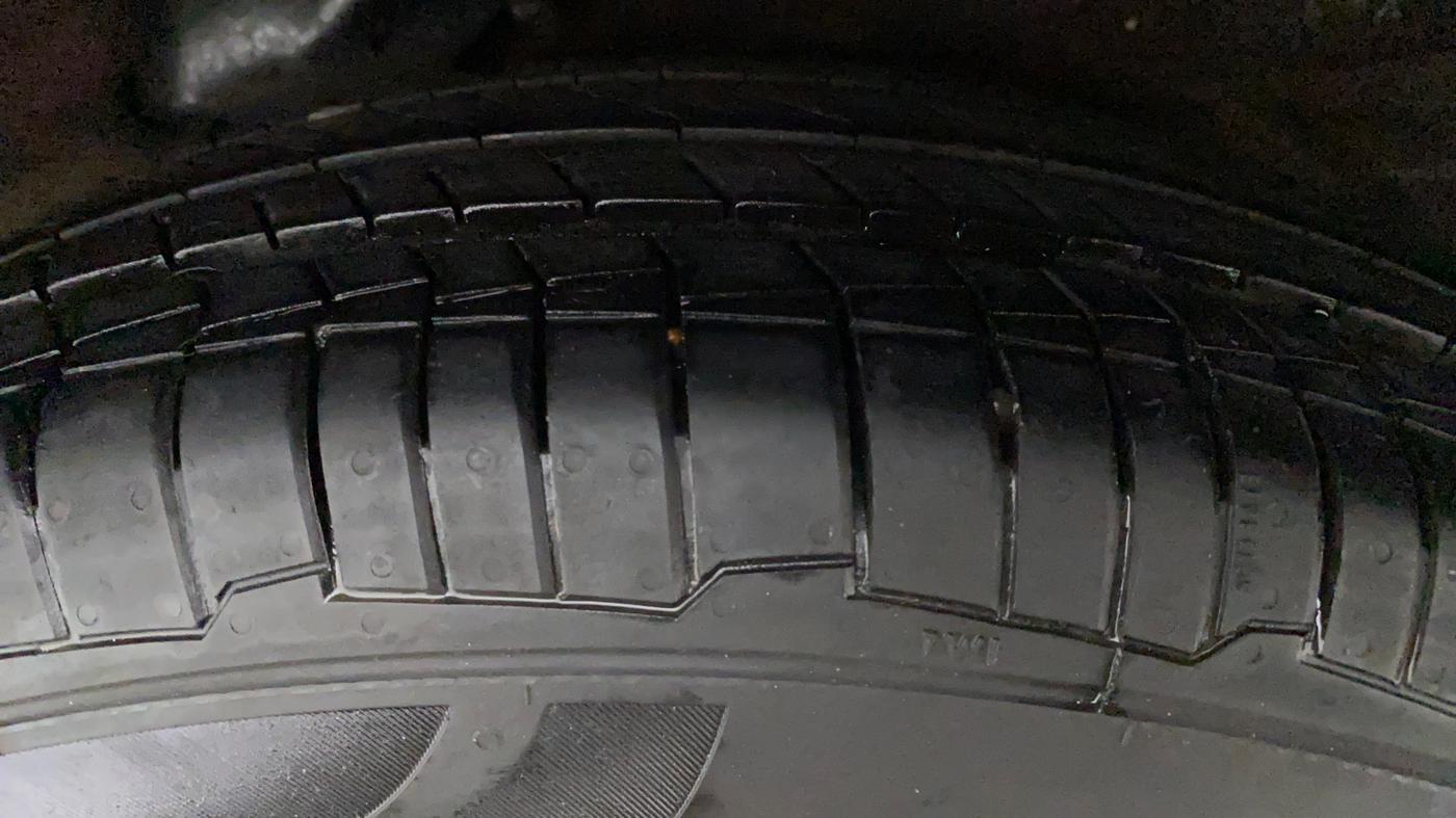 2012 Hyundai i10 ERA 1.1 IRDE, Petrol, Manual, 58,645 km, Right Front Tyre Tread