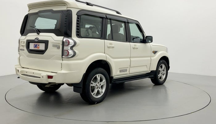2016 Mahindra Scorpio S10, Diesel, Manual, 87,784 km, Right Back Diagonal