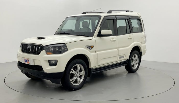 2016 Mahindra Scorpio S10, Diesel, Manual, 87,784 km, Left Front Diagonal