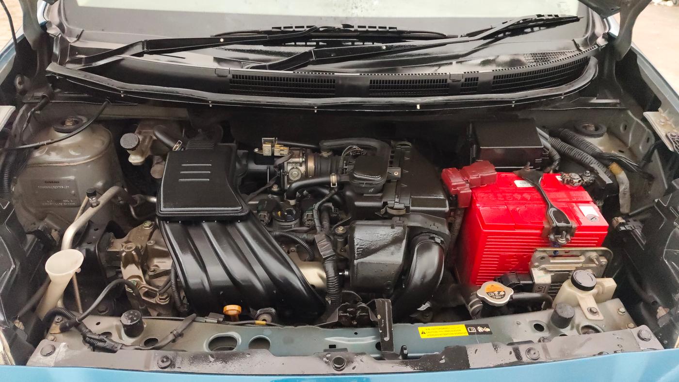 2014 Nissan Micra Active XV, Petrol, Manual, 65,989 km, Engine View
