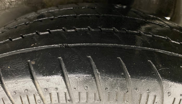 2015 Maruti Celerio ZXI AMT, Petrol, Automatic, 60,581 km, Left Rear Tyre Tread