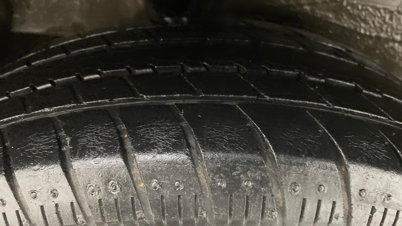 2015 Maruti Celerio ZXI AMT, Petrol, Automatic, 60,581 km, Right Rear Tyre Tread