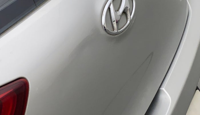 2017 Hyundai Elite i20 SPORTZ 1.2, Petrol, Manual, 66,815 km, Dicky (Boot door) - Slightly dented