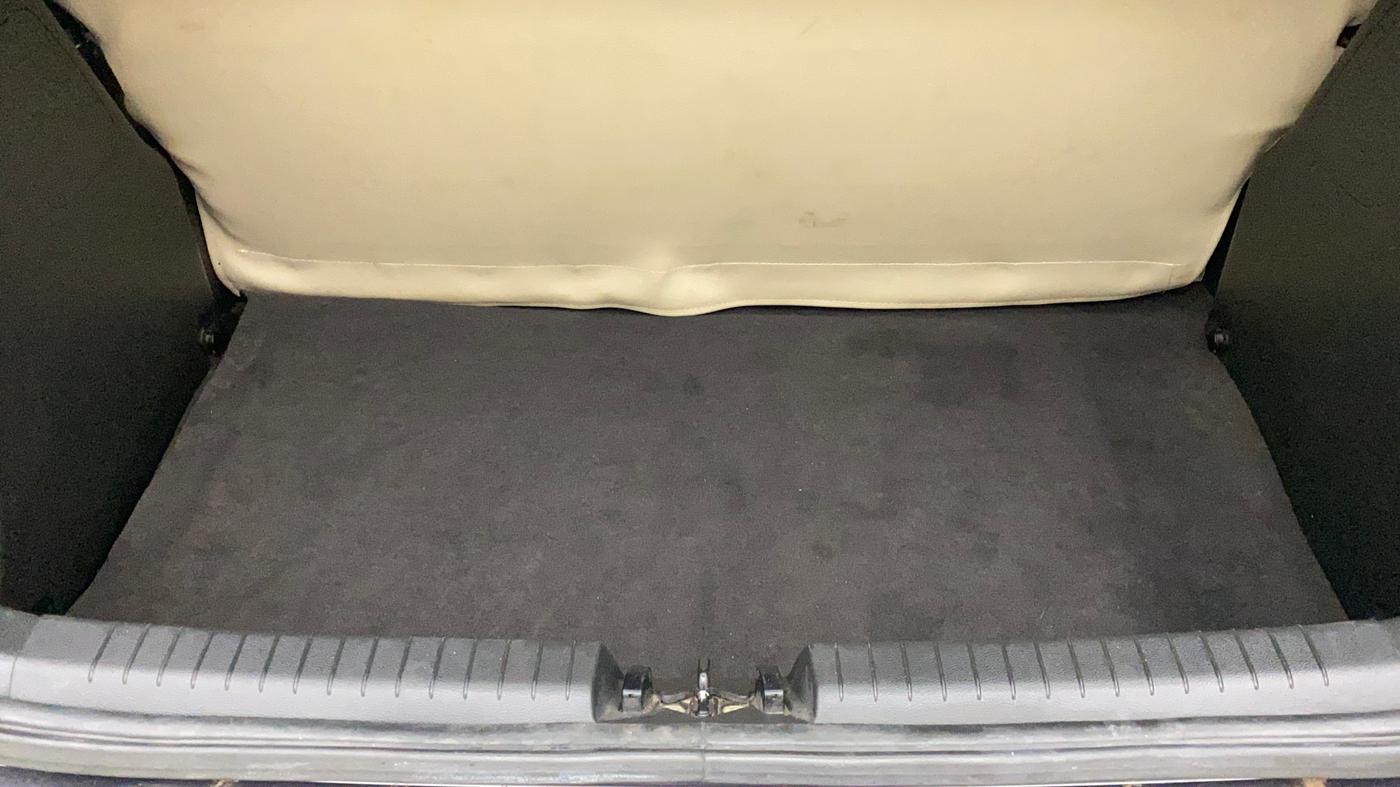 2018 Hyundai Elite i20 SPORTZ 1.2, Petrol, Manual, 77,073 km, Boot Inside