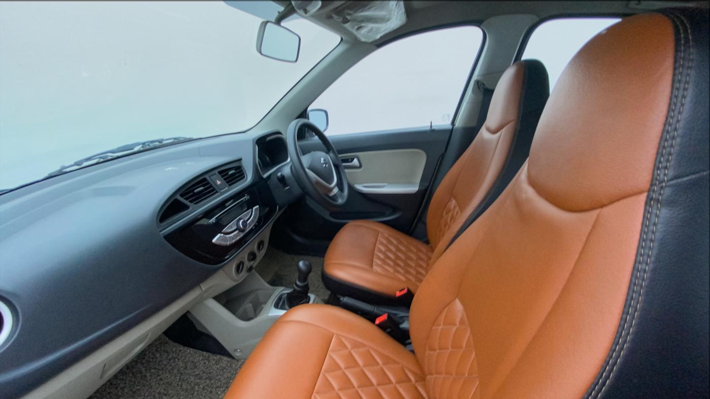 2016 Maruti Alto K10 VXI, Petrol, Manual, 64,675 km, Right Side Front Door Cabin