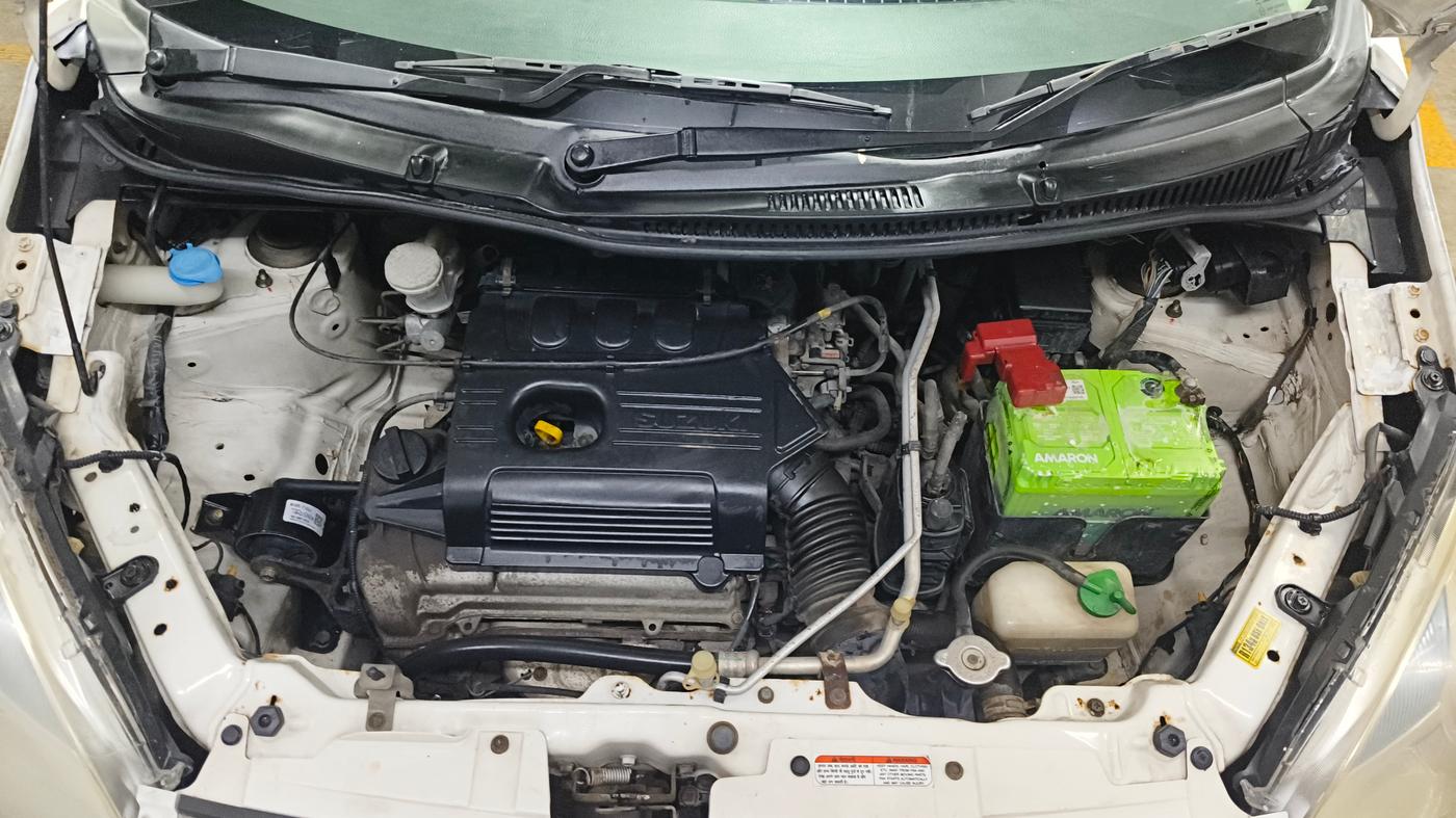 2015 Maruti Wagon R 1.0 VXI, Petrol, Manual, 52,817 km, Engine View