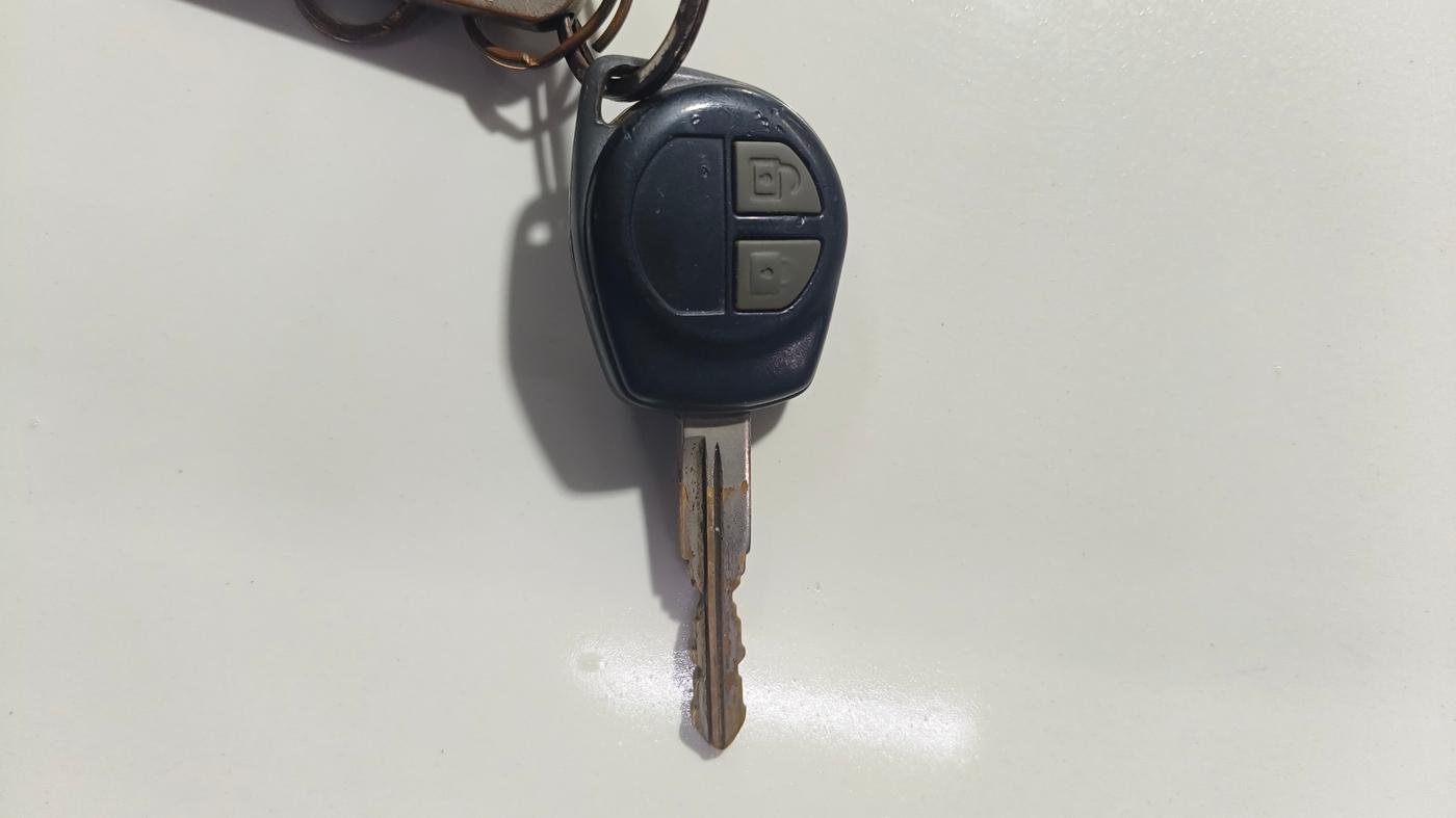 2015 Maruti Wagon R 1.0 VXI, Petrol, Manual, 52,817 km, Key Close Up