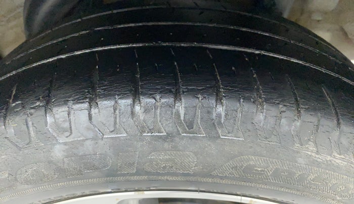 2017 Hyundai Verna 1.6 SX VTVT, Petrol, Manual, 48,460 km, Left Rear Tyre Tread