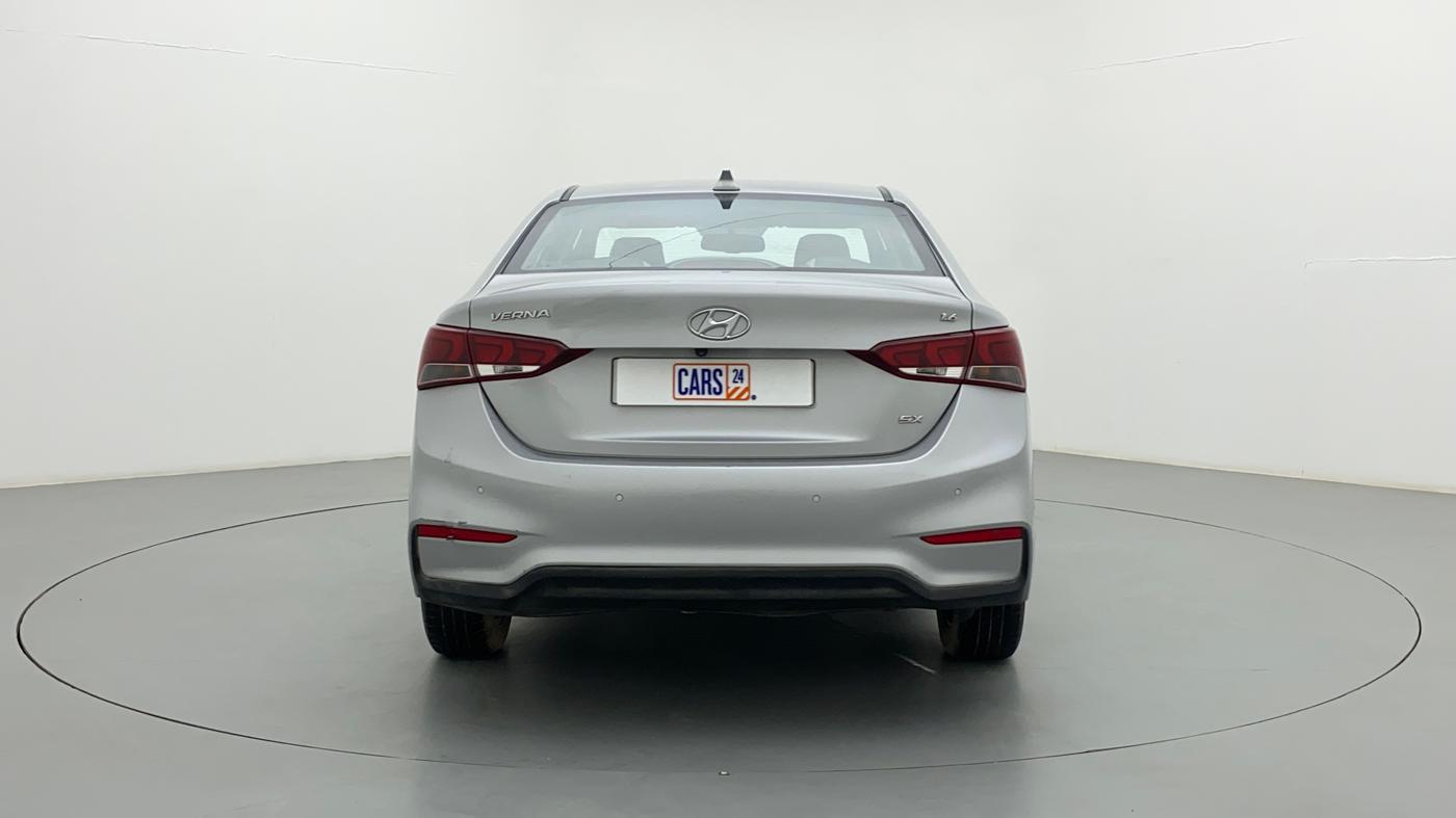 2017 Hyundai Verna 1.6 SX VTVT, Petrol, Manual, 48,460 km, Back/Rear