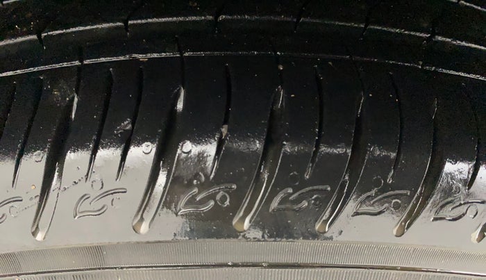 2023 KIA SONET GTX PLUS 1.0 IMT, Petrol, Manual, 12,973 km, Right Rear Tyre Tread