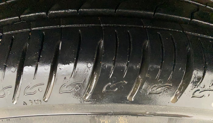 2023 KIA SONET GTX PLUS 1.0 IMT, Petrol, Manual, 12,973 km, Left Rear Tyre Tread