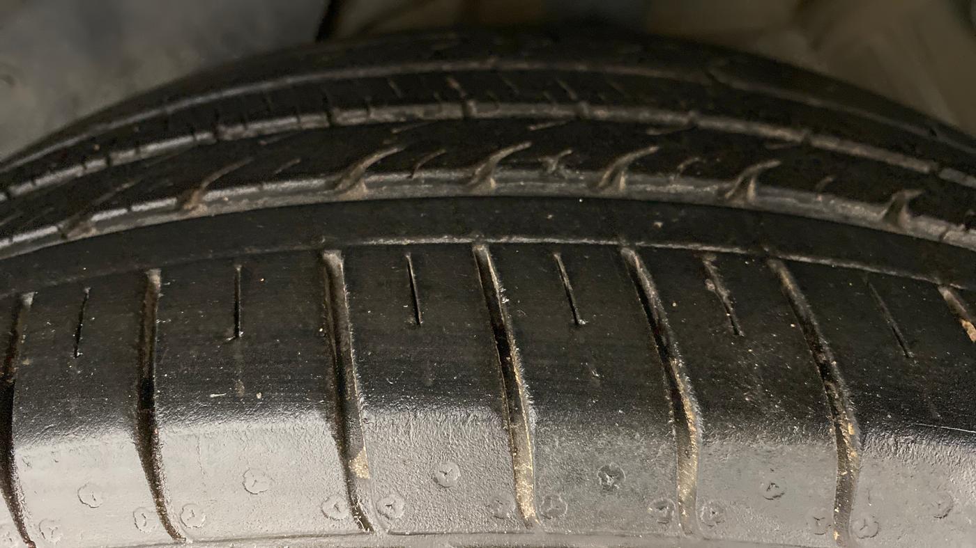 2020 MG HECTOR PLUS SHARP, Diesel, Manual, 26,508 km, Left Front Tyre Tread