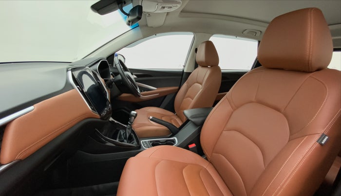 2020 MG HECTOR PLUS SHARP, Diesel, Manual, 26,508 km, Right Side Front Door Cabin