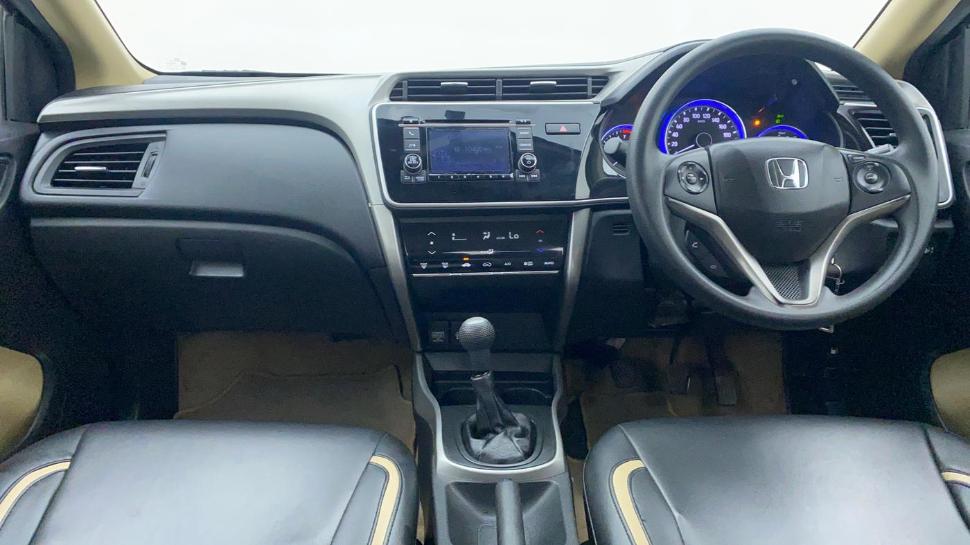2016 Honda City V MT PETROL, Petrol, Manual, 30,577 km, Dashboard View