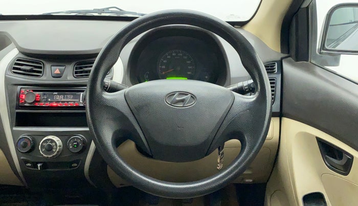 2016 Hyundai Eon ERA +, Petrol, Manual, 81,419 km, Steering Wheel Close Up