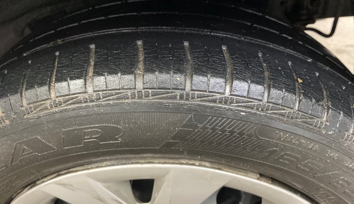 2016 Hyundai Grand i10 SPORTZ 1.2 KAPPA VTVT, Petrol, Manual, 51,478 km, Left Rear Tyre Tread