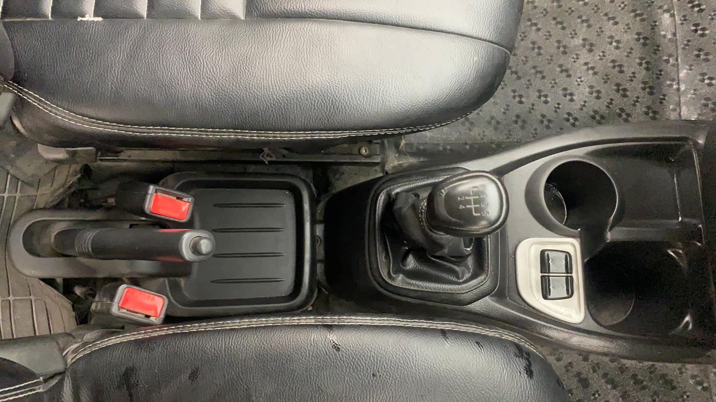 2018 Datsun Redi Go T(O) 1.0, Petrol, Manual, 1,03,512 km, Gear Lever