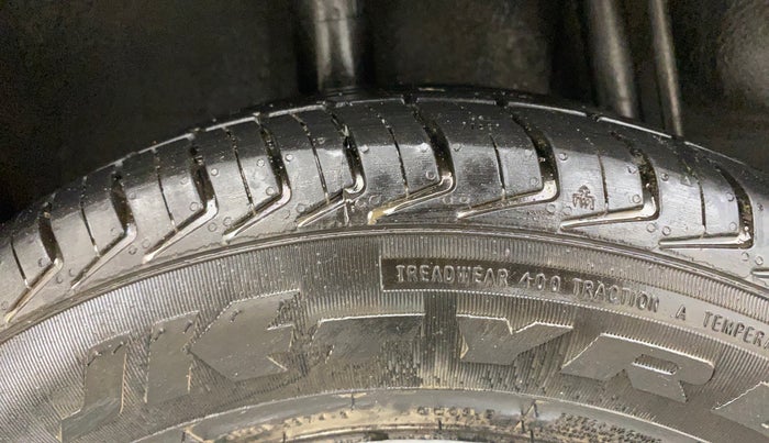 2018 Datsun Redi Go T(O) 1.0, Petrol, Manual, 1,03,464 km, Right Rear Tyre Tread