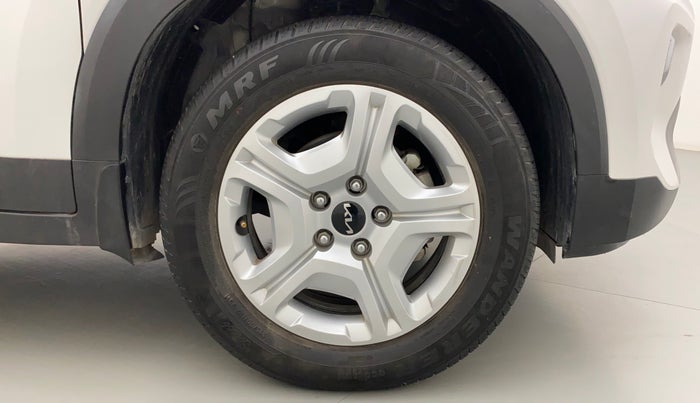 2022 KIA SONET HTK PLUS 1.5, Diesel, Manual, 22,691 km, Right Front Wheel