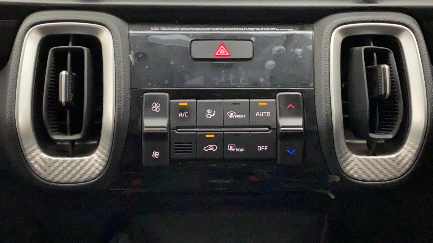 2022 KIA SONET HTK PLUS 1.5, Diesel, Manual, 22,691 km, Automatic Climate Control