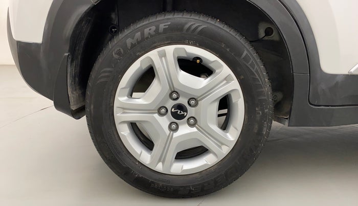 2022 KIA SONET HTK PLUS 1.5, Diesel, Manual, 22,691 km, Right Rear Wheel