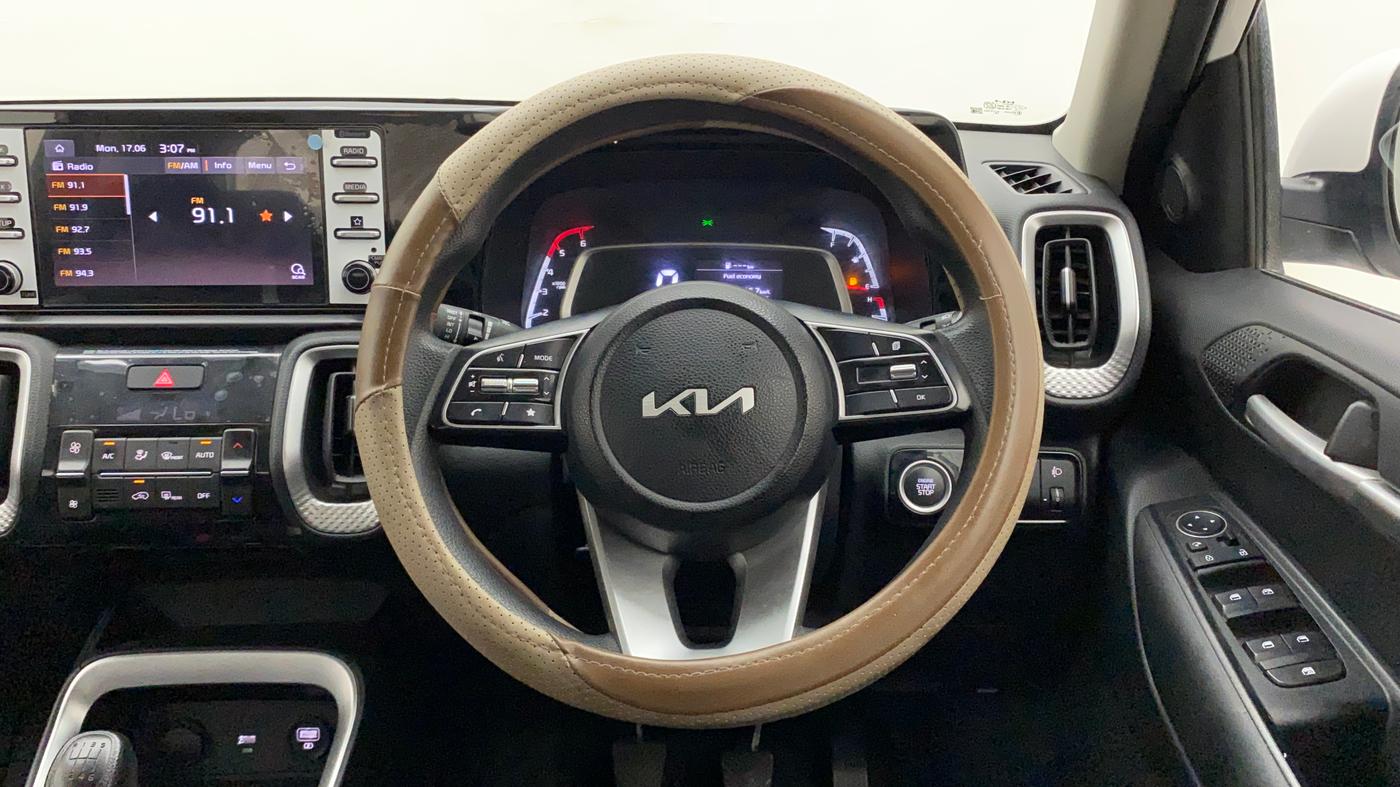 2022 KIA SONET HTK PLUS 1.5, Diesel, Manual, 22,691 km, Steering Wheel Close Up