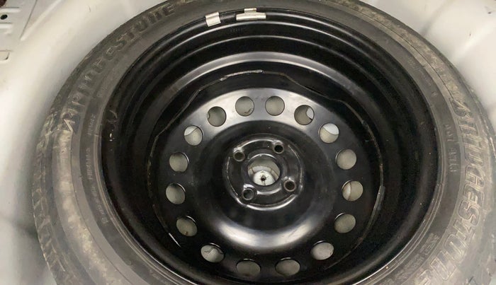 2016 Hyundai Verna 1.6 VTVT SX, Petrol, Manual, 82,845 km, Spare Tyre