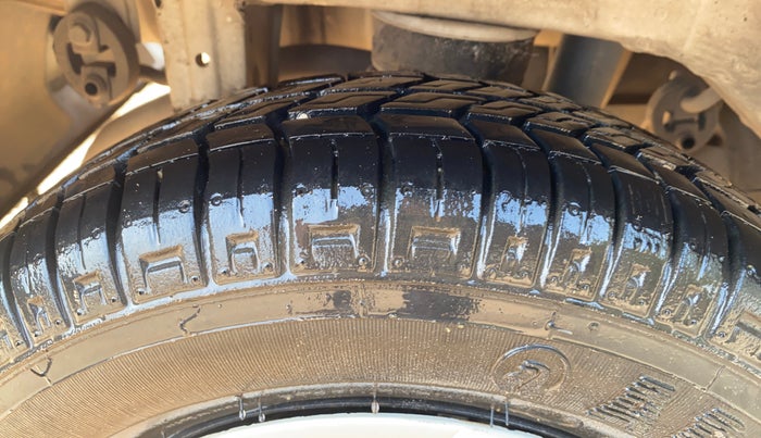 2017 Maruti Alto 800 LXI, CNG, Manual, 75,513 km, Right Rear Tyre Tread