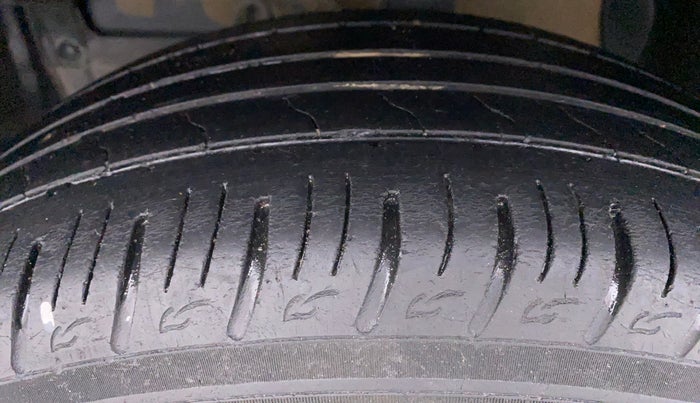 2021 Maruti Vitara Brezza ZXI, Petrol, Manual, 9,825 km, Left Front Tyre Tread