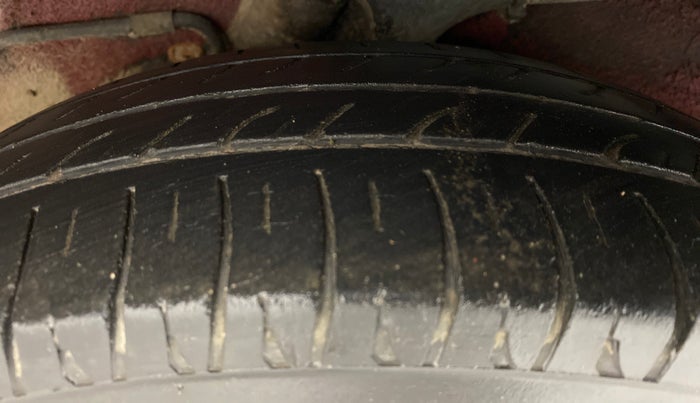2011 Hyundai i10 SPORTZ 1.2 AT KAPPA2, Petrol, Automatic, 61,784 km, Left Rear Tyre Tread