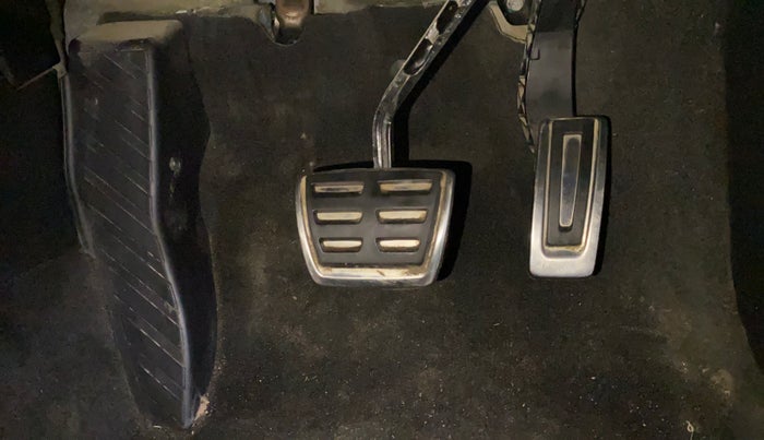 2023 Volkswagen VIRTUS GT PLUS TSI 1.5 EVO DSG, Petrol, Automatic, 77,010 km, Pedals