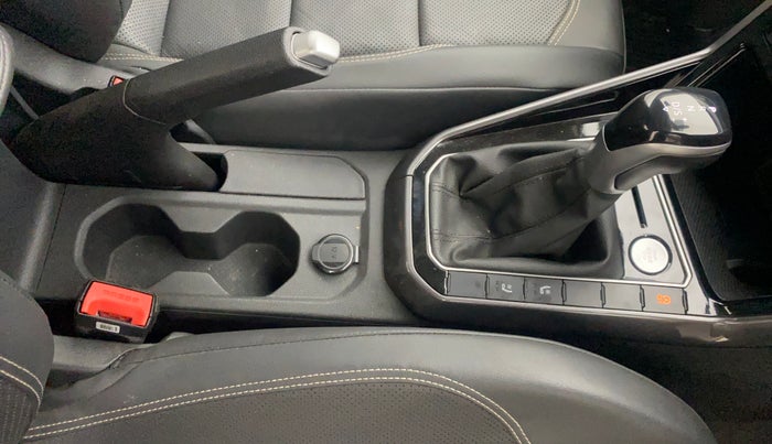 2022 Volkswagen VIRTUS GT PLUS TSI 1.5 EVO DSG, Petrol, Automatic, 16,677 km, Gear Lever