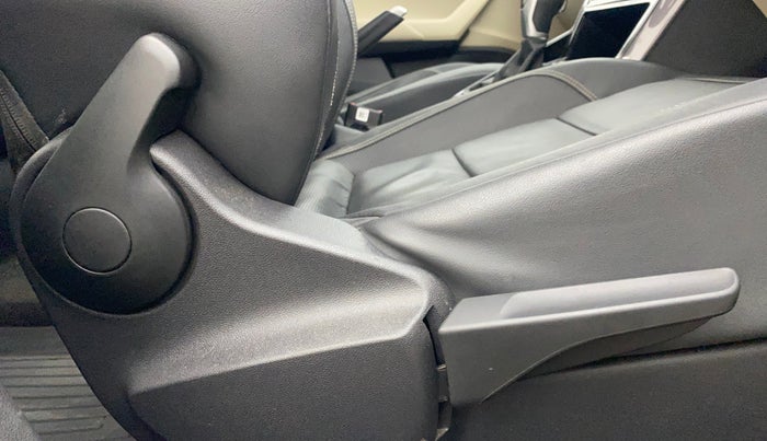2022 Volkswagen VIRTUS GT PLUS TSI 1.5 EVO DSG, Petrol, Automatic, 16,677 km, Driver Side Adjustment Panel