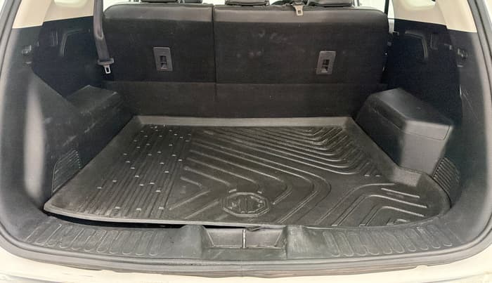 2020 MG HECTOR SHARP 1.5 DCT PETROL, Petrol, Automatic, 59,971 km, Boot Inside