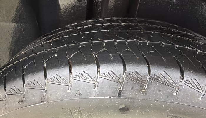 2020 MG HECTOR SHARP 1.5 DCT PETROL, Petrol, Automatic, 59,971 km, Right Rear Tyre Tread